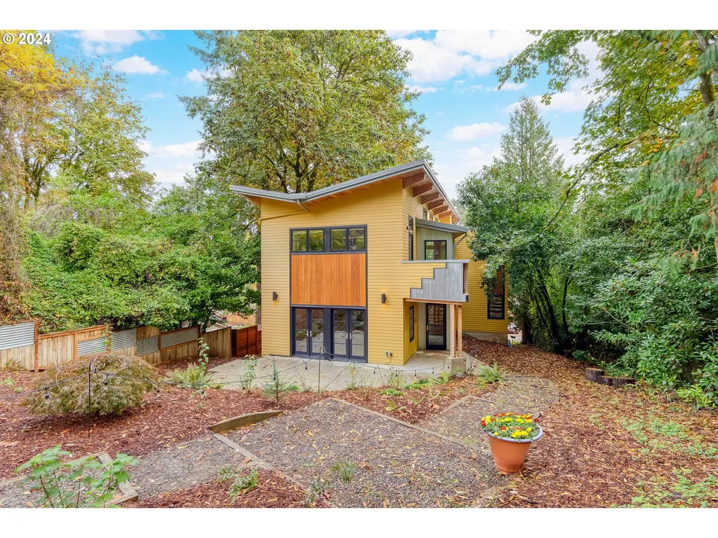 1442 SW Taylors Ferry Road Portland OR 97219
