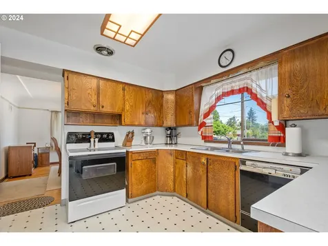 6716 Se 72nd Avenue Portland OR 97206