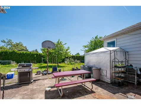 6716 Se 72nd Avenue Portland OR 97206