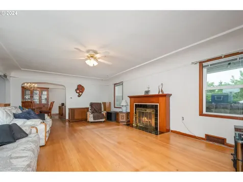 6716 Se 72nd Avenue Portland OR 97206