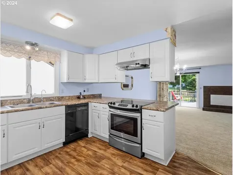 619 Ne 127th Avenue Vancouver WA 98684