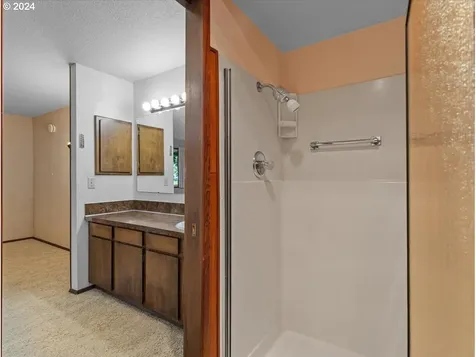 619 Ne 127th Avenue Vancouver WA 98684