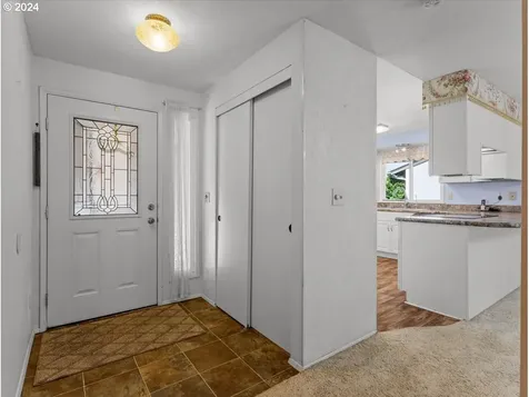 619 Ne 127th Avenue Vancouver WA 98684