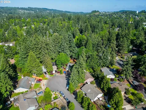 13325 Sw Aquaduct Court Beaverton OR 97008