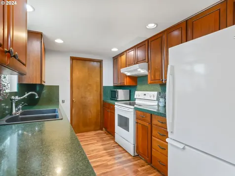 12365 SW King Richard Drive Portland OR 97224
