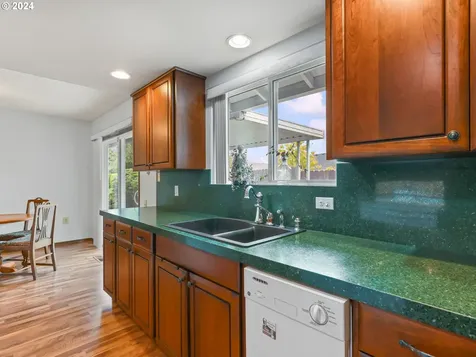 12365 SW King Richard Drive Portland OR 97224