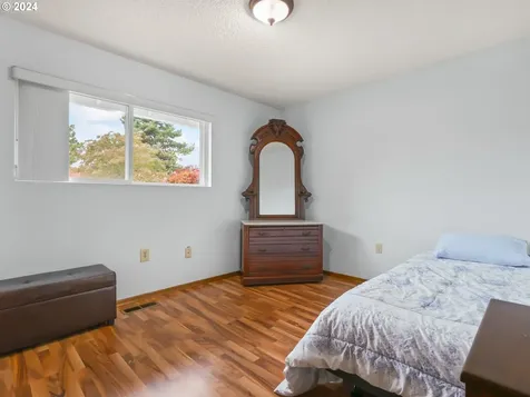 12365 SW King Richard Drive Portland OR 97224