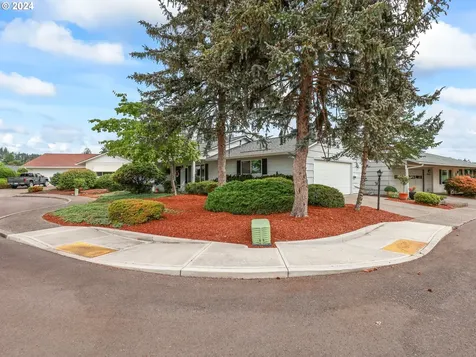 12365 SW King Richard Drive Portland OR 97224