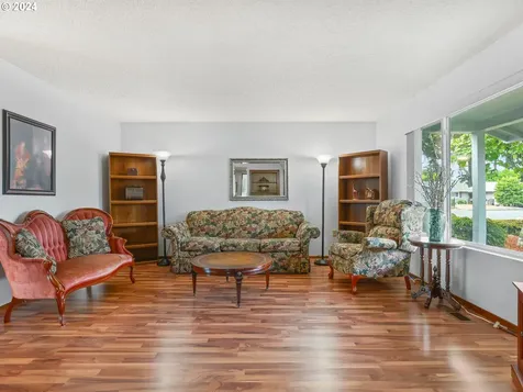 12365 SW King Richard Drive Portland OR 97224