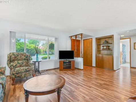 12365 SW King Richard Drive Portland OR 97224