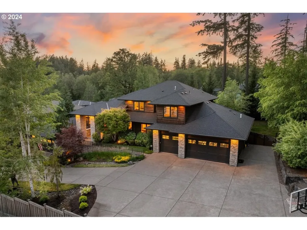 13600 Goodall Road Lake Oswego OR 97034