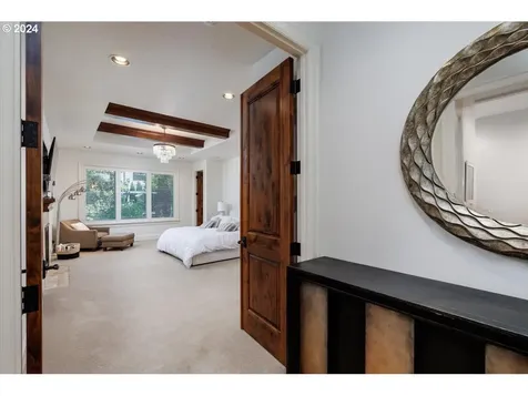 13600 Goodall Road Lake Oswego OR 97034