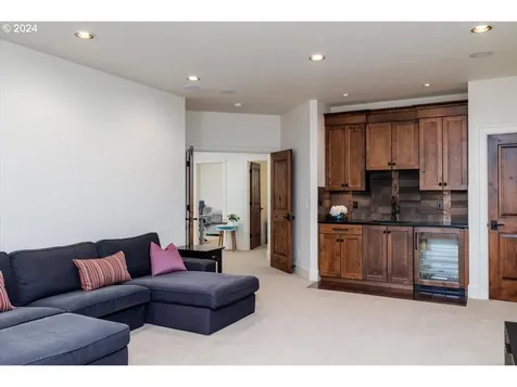 13600 Goodall Road Lake Oswego OR 97034