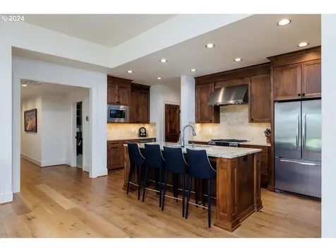 13600 Goodall Road Lake Oswego OR 97034