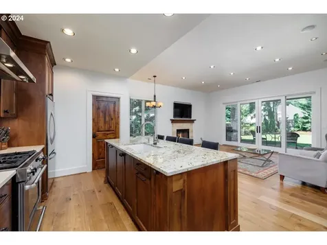 13600 Goodall Road Lake Oswego OR 97034