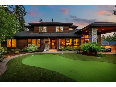 13600 Goodall Road Lake Oswego OR 97034