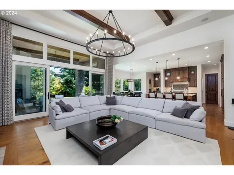 13600 Goodall Road Lake Oswego OR 97034