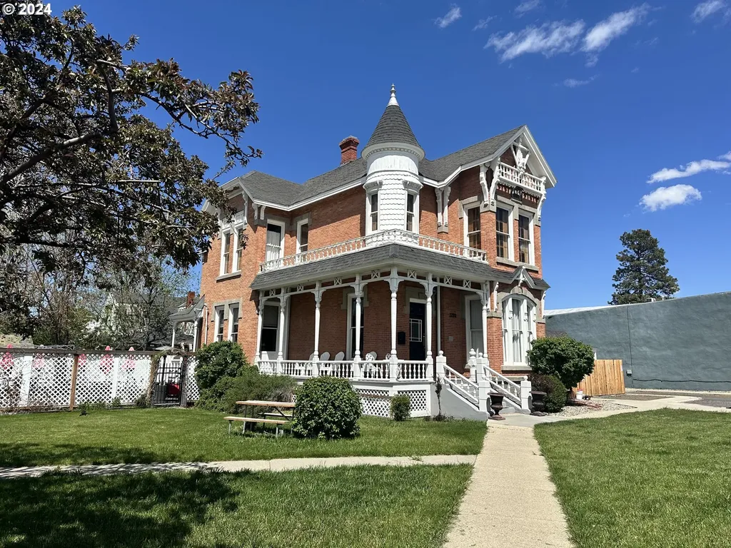 1790 Washington Avenue Baker City OR 97814