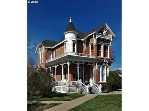 1790 Washington Avenue Baker City OR 97814