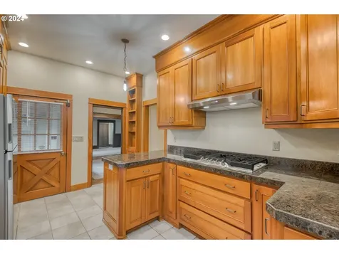 1635 NE 141st Avenue Portland OR 97230