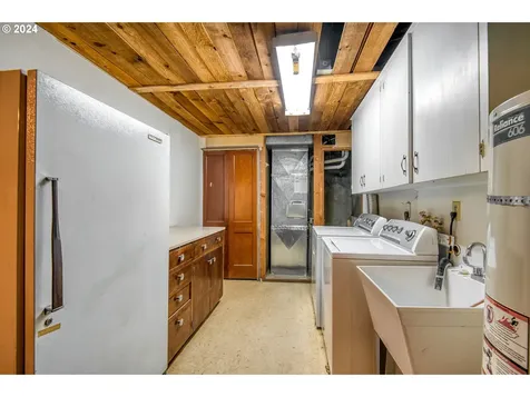 1635 NE 141st Avenue Portland OR 97230