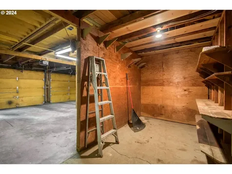 1635 NE 141st Avenue Portland OR 97230