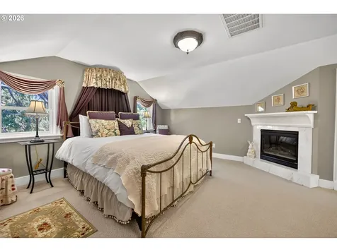 496 Beach Street Ashland OR 97520