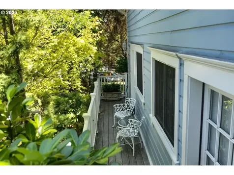 496 Beach Street Ashland OR 97520