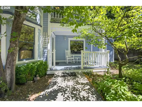 496 Beach Street Ashland OR 97520