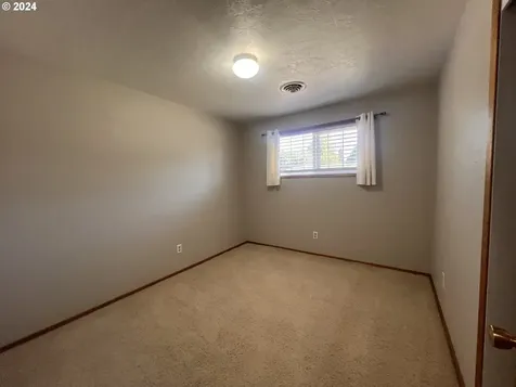 3580 Verbena Drive Eugene OR 97404