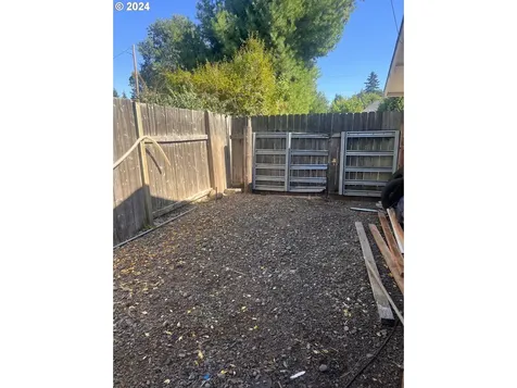 3580 Verbena Drive Eugene OR 97404