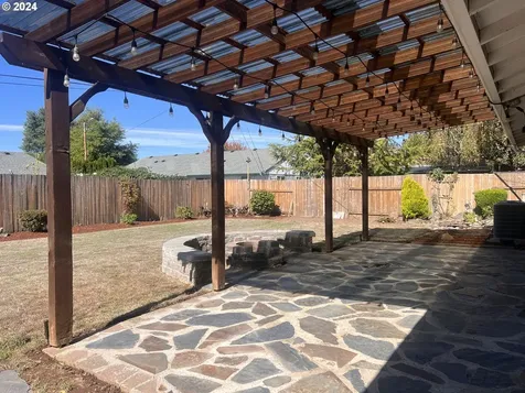 3580 Verbena Drive Eugene OR 97404