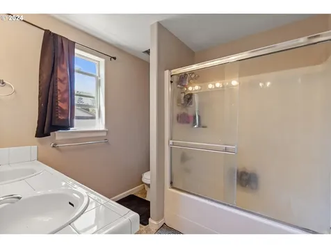 8800 Ne 40th Place Vancouver WA 98665