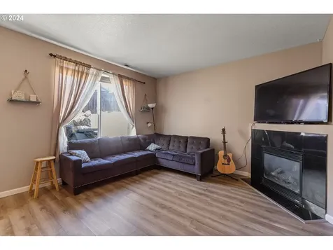 8800 Ne 40th Place Vancouver WA 98665