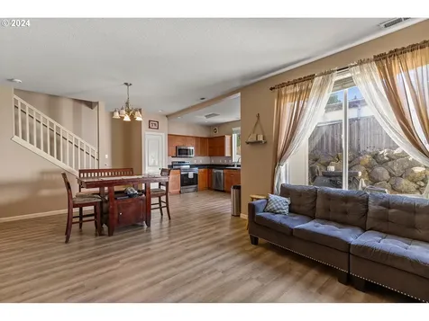 8800 Ne 40th Place Vancouver WA 98665