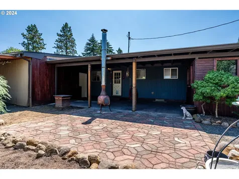 38801 Christopher Way Lebanon OR 97355