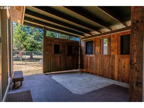 38801 Christopher Way Lebanon OR 97355