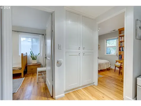 1245 SW Freeman Street Portland OR 97219