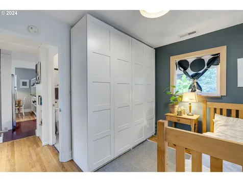 1245 SW Freeman Street Portland OR 97219