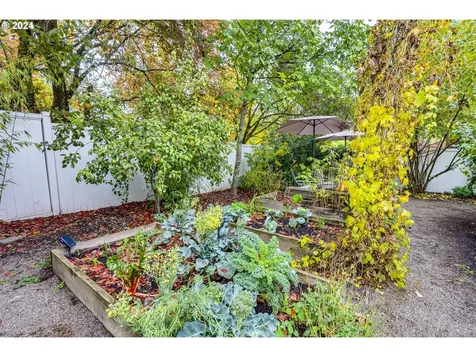 1245 SW Freeman Street Portland OR 97219