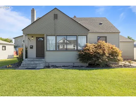 641 W Hermiston Avenue Hermiston OR 97838