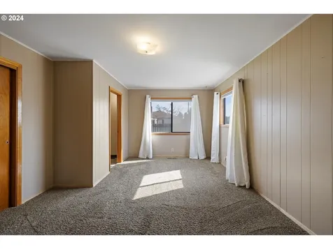 641 W Hermiston Avenue Hermiston OR 97838
