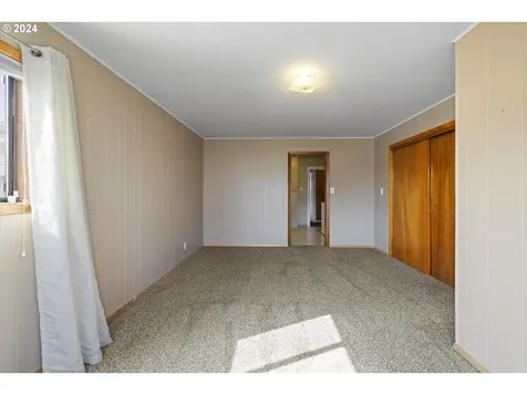 641 W Hermiston Avenue Hermiston OR 97838