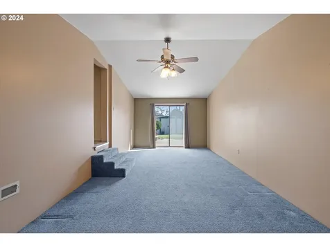 641 W Hermiston Avenue Hermiston OR 97838