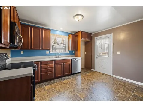 641 W Hermiston Avenue Hermiston OR 97838