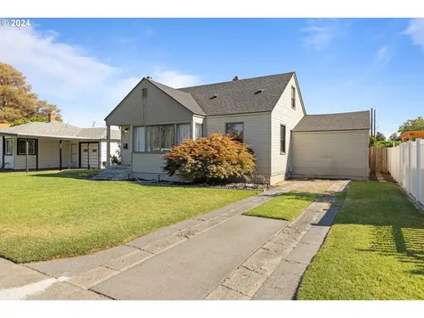 641 W Hermiston Avenue Hermiston OR 97838