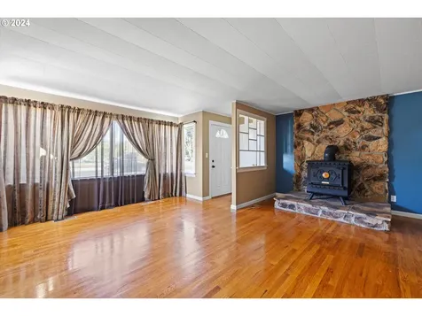 641 W Hermiston Avenue Hermiston OR 97838
