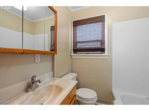 641 W Hermiston Avenue Hermiston OR 97838