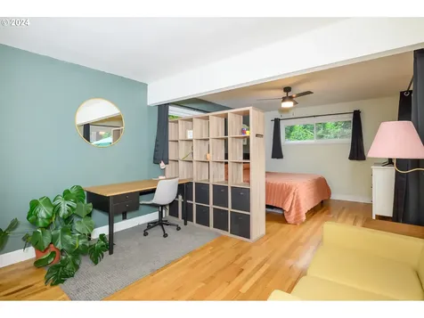 3526 Ne 102nd Avenue Portland OR 97220