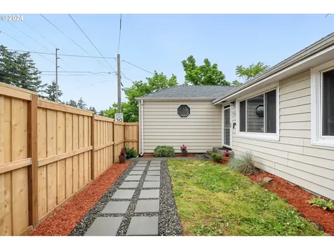 3526 Ne 102nd Avenue Portland OR 97220